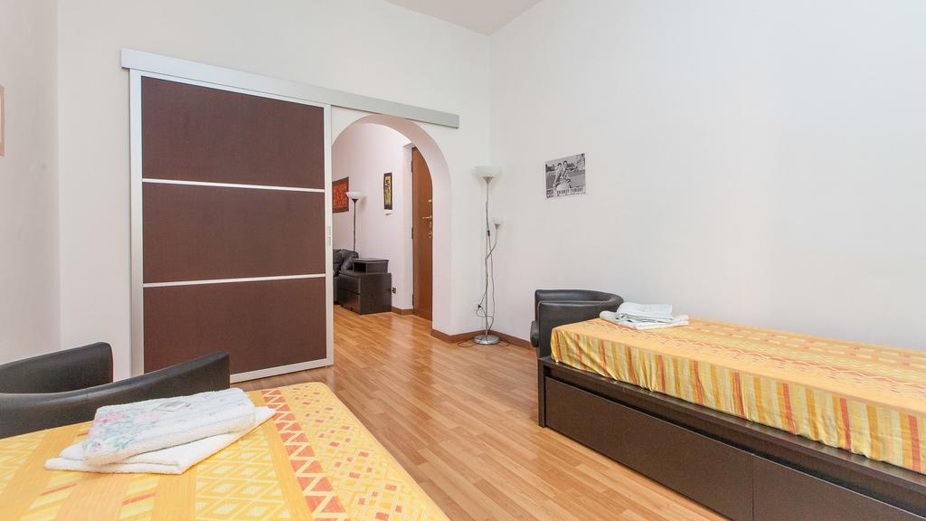 Rental In Rome Santini Apartment Zimmer foto
